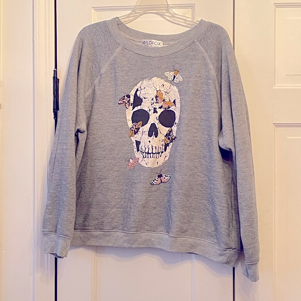 Wildfox Gray Crewneck Pullover Skull Sweatshirt